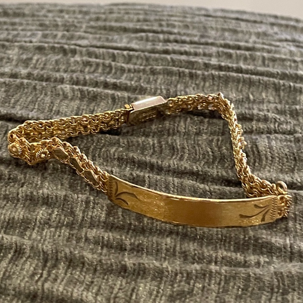 10K Mexican Gold Bracelet